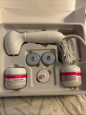 Home Microdermabrasion Kit with PowDerm Creams - White/Pink